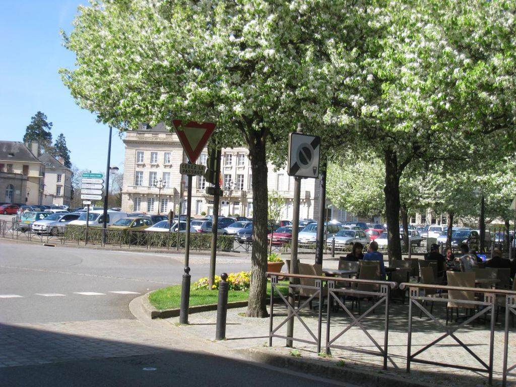 알랑송 Le Pont Neuf 61 아파트 외부 사진